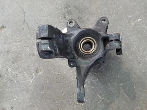 MOZZO MONTANTE FUSELLO ANT SX FORD FIESTA (DX) (95-99) 1.2 16V TECHNO 55 KW - Foto 1 di 2