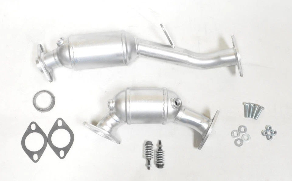 Fits 1995 To 2001 Subaru Forester/Impreza/Legacy 2.2L 2.5L Catalytic Converters - Image 1 of 1