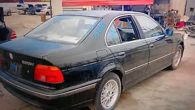 BMW 528I 2000 transmisión 00 a 5 velocidades 2,8 L tracción trasera Foto 1 de 4