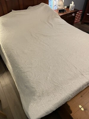 Edredón Queen crema de gran tamaño 78”x92” minimalista monocromático cabaña boho Foto 1 de 4