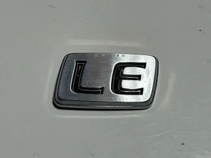 Original Genuine Toyota 75443-33080 Camry LE Rear Chrome Emblem - Bild 1 von 4