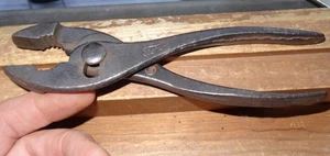 6-1/2" VINTAGE FORD (SCRIPT FORGED) SLIP JOINT PLIERS - Picture 1 of 1