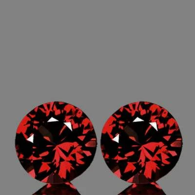 Red Garnet Round 5.30 mm 2 pieces, Flawless-VVS, Natural Loose Gemstone - Image 1 of 2