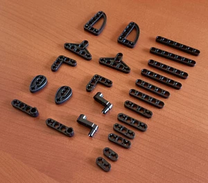 Lotto 37 Lego Technic Nero Mezza Barra 3x3 90° 3x5 7M 5M 3M 4M 3M 2M Triangolo - Foto 1 di 3