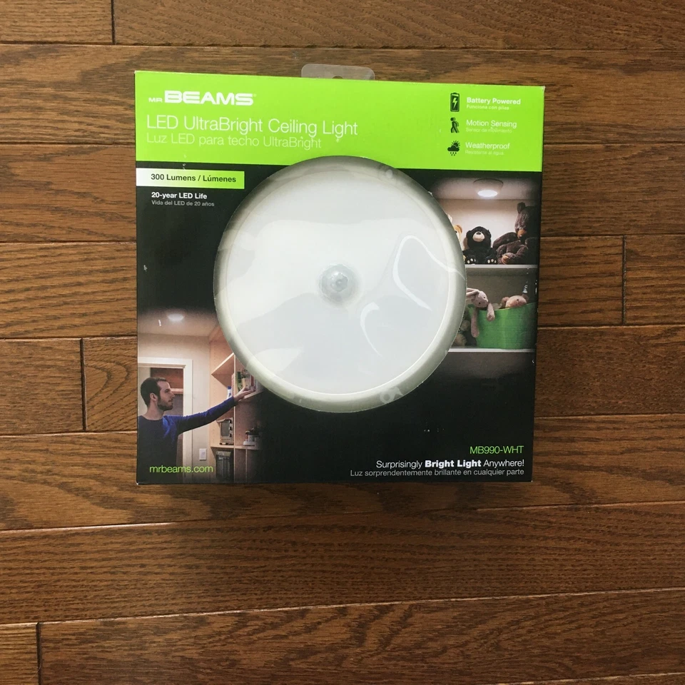 Mr. Beams LEd UltraBright Ceiling Light 300 Lumens MB990-WHT - Image 1 of 1