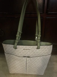 michael kors handbags new with tags - Picture 1 of 7