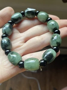 純天然翡翠A貨 老坑冰油飘花 帶證 Grade A Burma Jadeite - Picture 1 of 14
