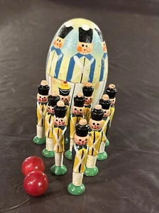 Vintage Wooden Nesting Soldier Bowling Game with 8 Little Soldiers and Ball - Picture 1 of 16