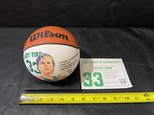 Larry Bird Mini palla Wilson basket Celtics #33 con certificato di autenticità - Foto 1 di 11