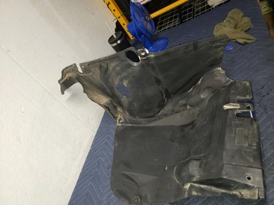 2011 Ford Escape YL8416a574aa - Image 1 of 3