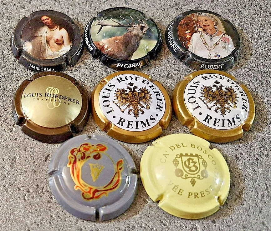 Capsule de champagne : Lot de 8 Jéro dont 1 Mousseux !!! - Photo 1/1