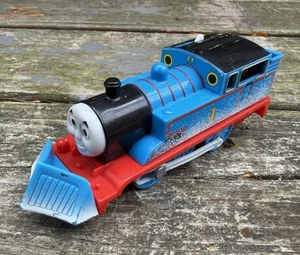 Trackmaster Thomas & Friends "Snow Plow Thomas" 2009 (Gullane Mattel) - ¡FUNCIONA! - Imagen 1 de 5