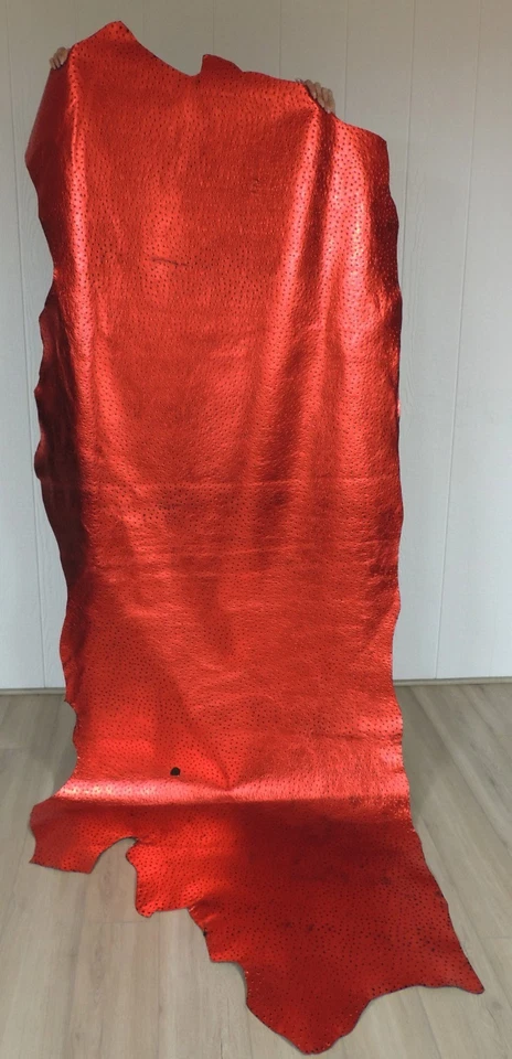 Cuero de vaca de avestruz rojo para joyería ropa gorras tapicería bolsos Foto 1 de 3