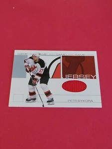 PETER SYKORA - 2001-02 IN THE GAME BE A PLAYER UPDATE SERIES JERSEY CARD GJ-74