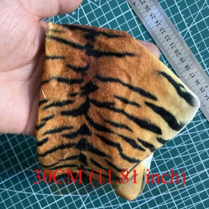 1:12 Casa de Muñecas Miniaturas Escala 1/6 Accesorios Peluche Alfombra Castillo Vintage - Imagen 1 de 10