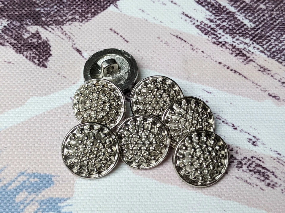 7x tolle Metallknöpfe - "Dutzel" - 17mm - Metall - Larp, Trachtenknöpfe - Bild 1 von 1