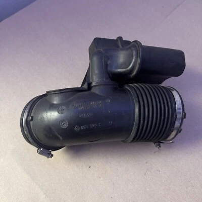 2006 BMW 330i Air Intake Rubber Boot Hose  1371 7536004-05 - Image 1 of 4