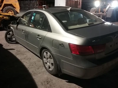 Used Front Right Steering Knuckle fits: 2010 Hyundai Sonata 2.4L R. from 12/14/0 - Image 1 of 4