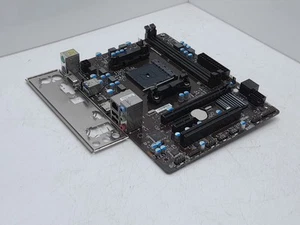 Placa madre MSI A68HM-E33 V2 Socket FM2b DDR3 con protector de E/S - Imagen 1 de 4