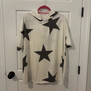 LuLaRoe Frankie Women's Cozy Hooded Sweatshirt Short Sleeve - Retail $44 Large - Picture 1 of 8