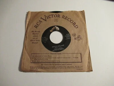 Perez Prado: Julie Is Her Name / Be True To Me / 45 Rpm 1960 RCA / EX - Image 1 of 3