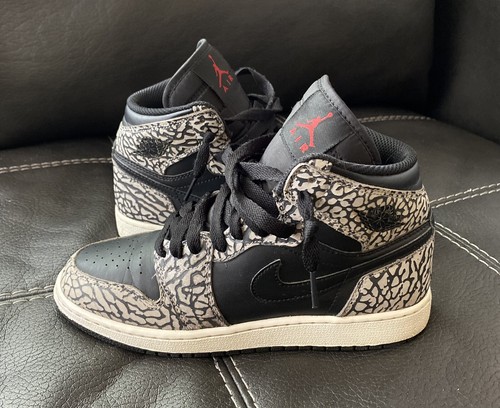 Scarpe da sneaker Nike Air Jordan 1 retrò nere elefante taglia 4 5