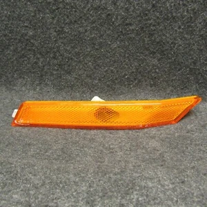 Lámpara de luz marcadora de parachoques delantero Ford Fusion LH 2006-2009 con enchufe OEM 55321 - Imagen 1 de 5