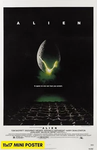 Alien (1979) Movie Poster 11x17 Horror Space - Picture 1 of 1