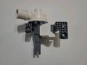 Waschmaschine Ablaufpumpe, für Whirlpool. 06122024 . Offener Karton nicht benutzt kostenloser Versand  - Bild 1 von 4