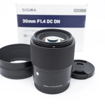 Sigma 30mm f/1.4 DC DN Contemporary Kamera Objektiv für Sony E Mount - Top - Bild 1 von 4