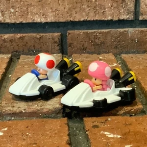 Mcdonalds Mario Cart Rospo e Rospo Personaggi da Corsa 2022 - Foto 1 di 4