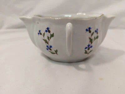 Moss Antiques La Nouvelle Orleans Gravy Boat 2 asas Mardi Gras FLORES AZULES  Foto 1 de 4