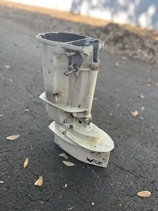 25 15 30 hp BRP Evinrude e-tec 5008164 20” midsection Exhaust Housing 05008164 - Picture 1 of 9