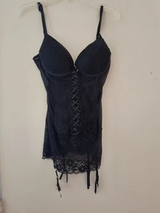 Jezebel schwarzer durchsichtiger Spitzen Strumpfhalter Slip mit gepolstertem BH und Bandverzierung L - Bild 1 von 2