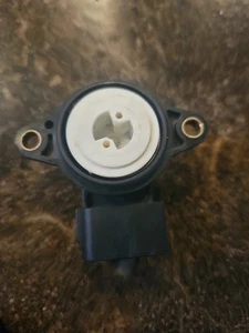 Toyota Throttle Position Sensor OEM USED 89452-02020 - Picture 1 of 3