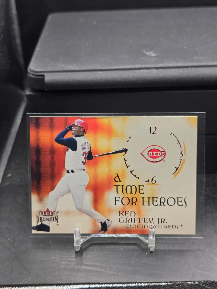 2001 Fleer Premium A Time for Heroes Ken Griffey Jr #18TH HOF - Image 1 of 2