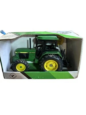 Ertl John Deere 3350 1/32 Utility Tractor with 3 Point Hitch New in the box 5580 - Image 1 of 4