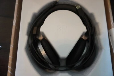 3M Quiet Space Headphones Bluetooth Wireless - Black LEFT HEADPHONE NOT WORKING - Image 1 of 4