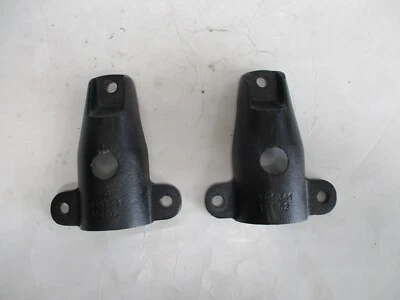 Juego de soportes de montaje del brazo de control inferior delantero Porsche 911 PAR 901 341 151 02 SWB Foto 1 de 4