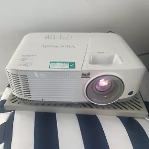 ViewSonic 3D PA503S 3600 Lumens HDMI SuperColor Technology Long Throw Projector - Picture 1 of 4