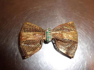 Broche antiguo grande de filigrana con arco de estrás de color dorado 2 3/4 pulgadas - Imagen 1 de 10