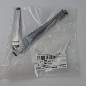 Airbox clamp. Porsche 944 S2 - 94411011600 - Picture 1 of 3