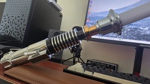Star Wars Luke Skywalker Xenopixel V2 Lightsaber - Picture 1 of 4