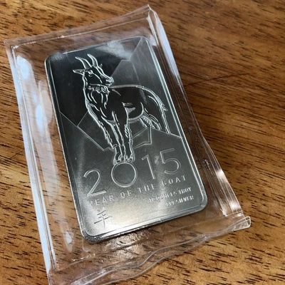 2015 Year of the Goat Lunar 10 Ounce Silver Bar 999 Fine still in packaging  - Image 1 of 4