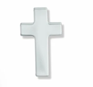 1/2" silver cross lapel pin - Picture 1 of 1