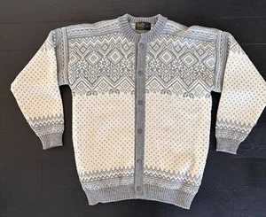 Maglione cardigan Devold 100% lana nordica Fair Isle grande grigio bianco Norvegia vintage - Foto 1 di 8
