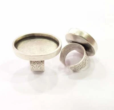 Регулируемое антикварное посеребренное кольцо с овальной ветвью и пустым ободком  - Изображение 1 из 4