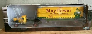 Truck Semi-trailers International Harvester Mayflower 1/43 New in box - Picture 1 of 2