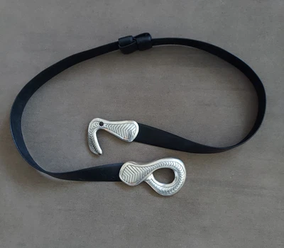 CHICO'S 黑色人造真皮滑带带声明扣 - M/L 码 — 第 1/4 张图片