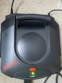 Atari Jaguar Console Bundle  Tested & Working   Worn Box   AvP & Cybermorph
